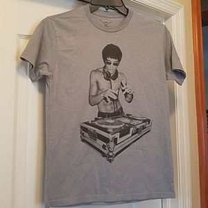 Original Bow & Arrow Bruce Lee DJ T-Shirt